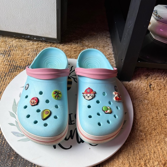 CROCS teal and pink color with 6 different pops. - Picture 14 of 17